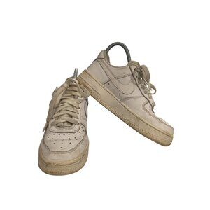 Nike DD8959 Air Force 1 Womens Size 5 white Low Top Sneakers  shoes